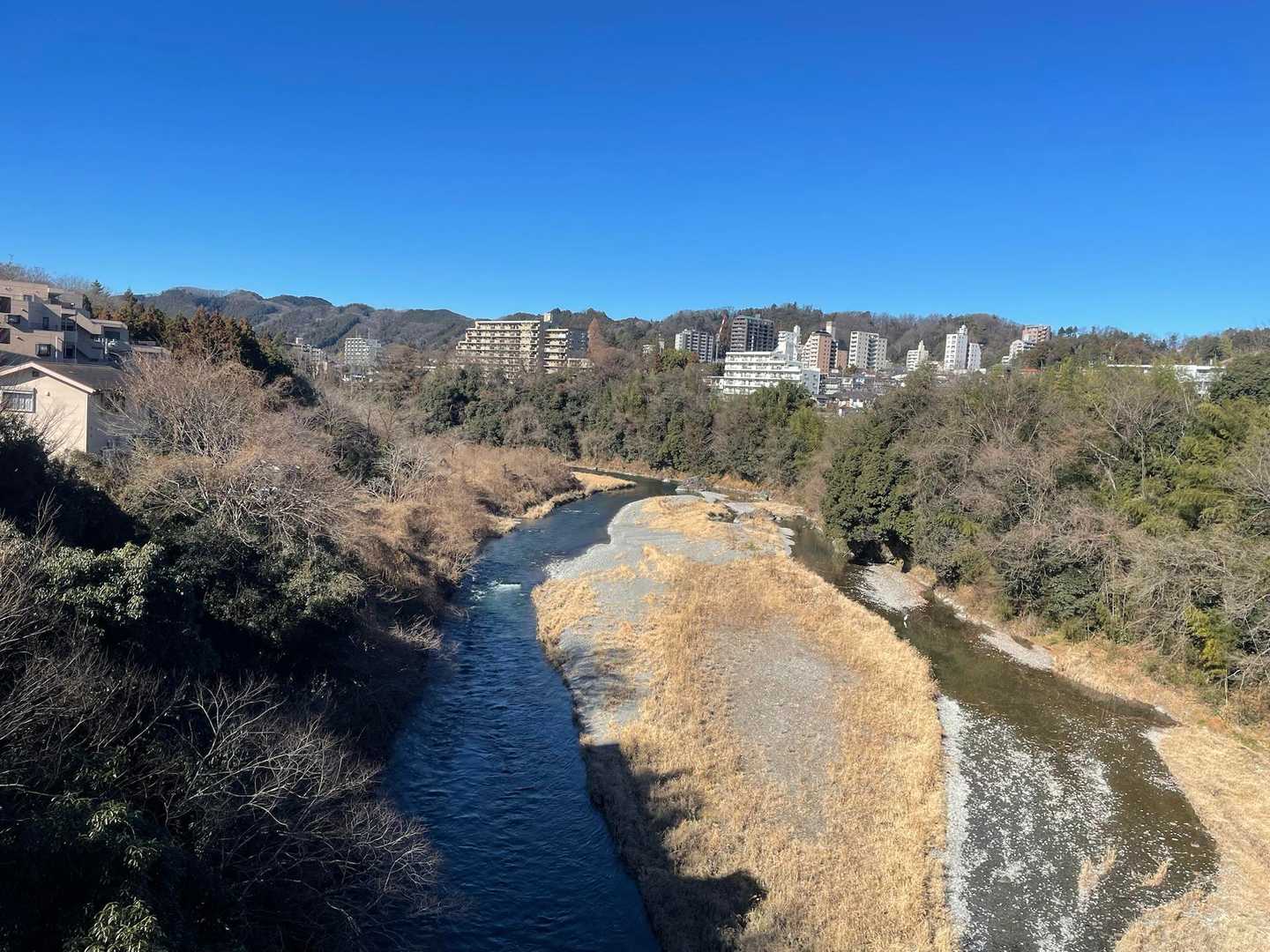 多摩川。河辺駅まであるきます。
河辺駅直結で、温泉♨️あります。
梅の湯。ここで、最後はゆったりします。
