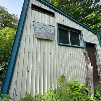 避難小屋に寄り道