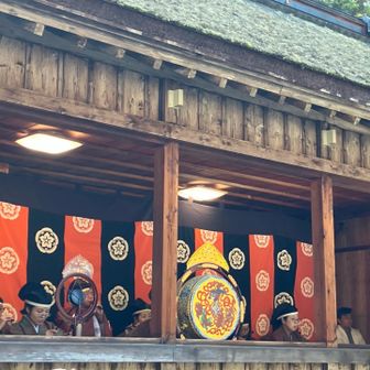 楽太鼓や鉦鼓(しょうこ)、篳篥(ひちりき)が見られました