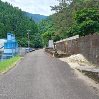 いよいよ坊主経由の傾山チャレンジ！

駐車場にトイレ有ります。