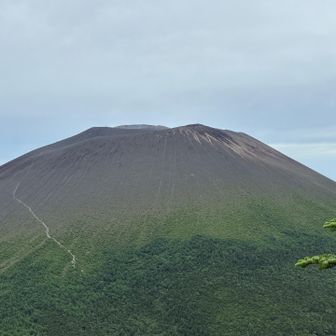 浅間山がいい角度で撮れます。