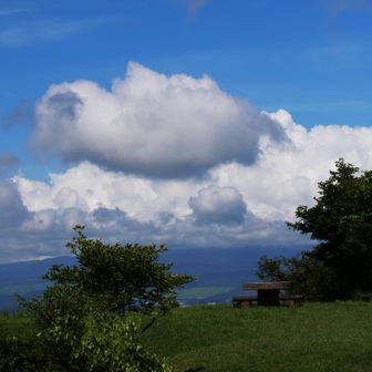 足柄城址から富士山見えず