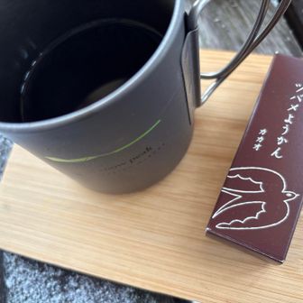 岐阜でジャケ買いしたツバメようかん😍