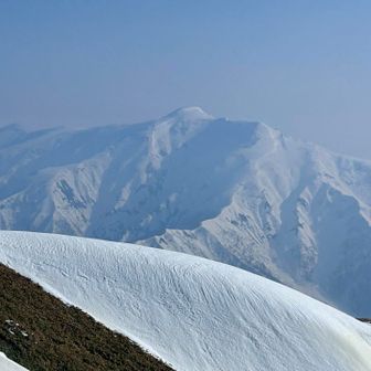 あれはラスボス朝日岳なのかな
いったるでー！💪