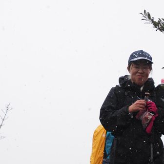 私、ここまで腹ペコでしてパワーダウンしたので
ここでパンを食べる🍞
元気復活💪