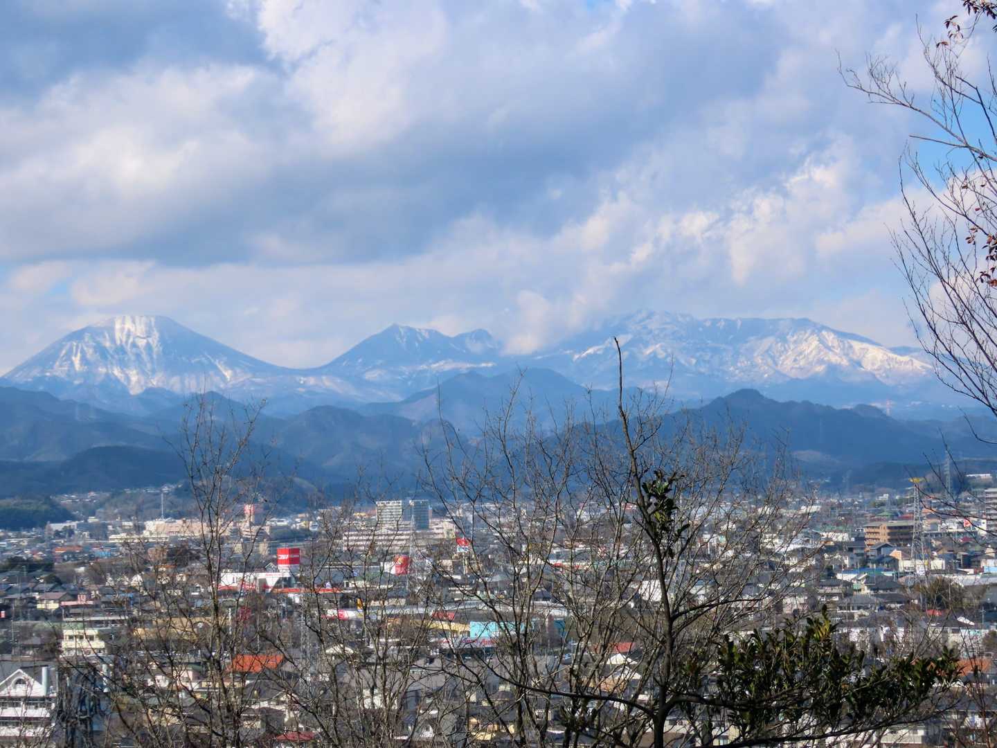 山頂辺り？
からの景色は良好✨