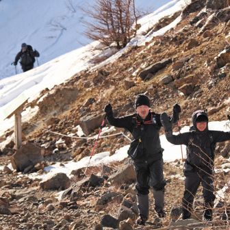 来ました🐴🦌仲間が
🍆🐴🦌ラッセルで疲れました、待ちすぎて体冷えました😅