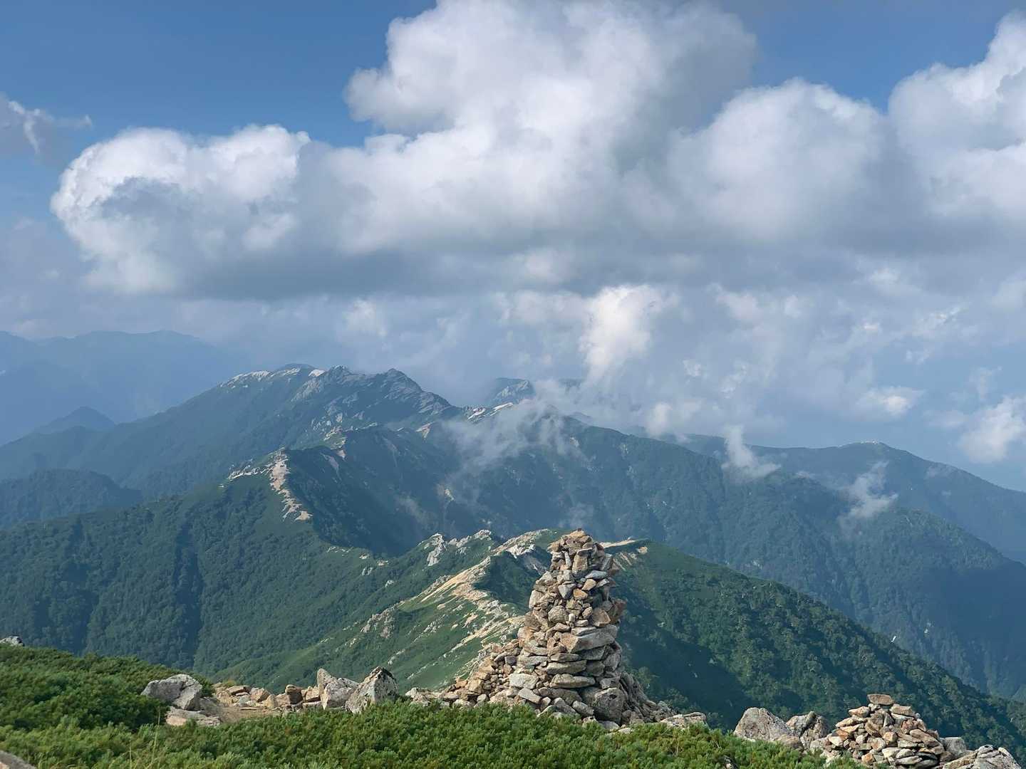燕岳への道のりです