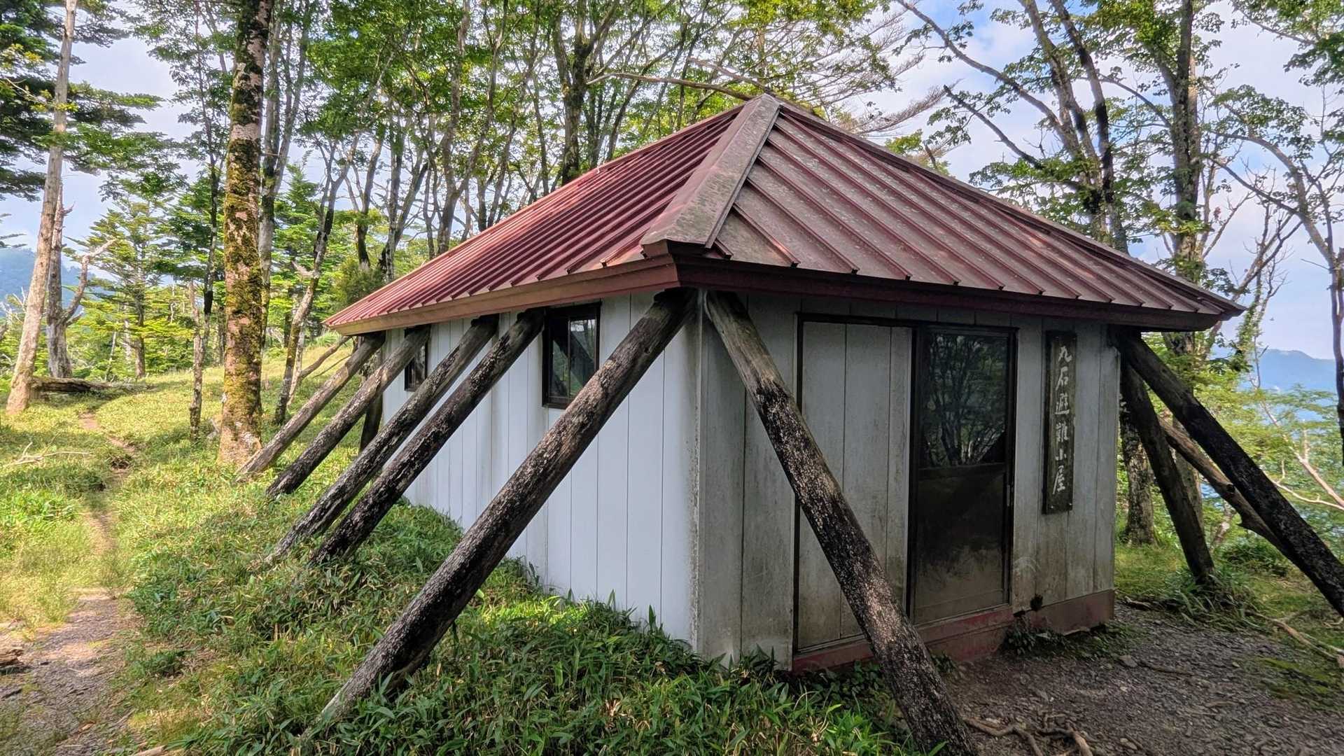丸石避難小屋なんですね