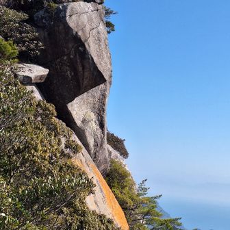 三っ岩の穂先カッコいい