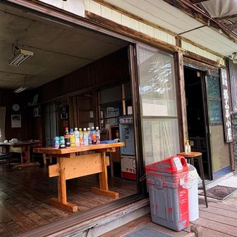穂高平小屋で最後の休憩
