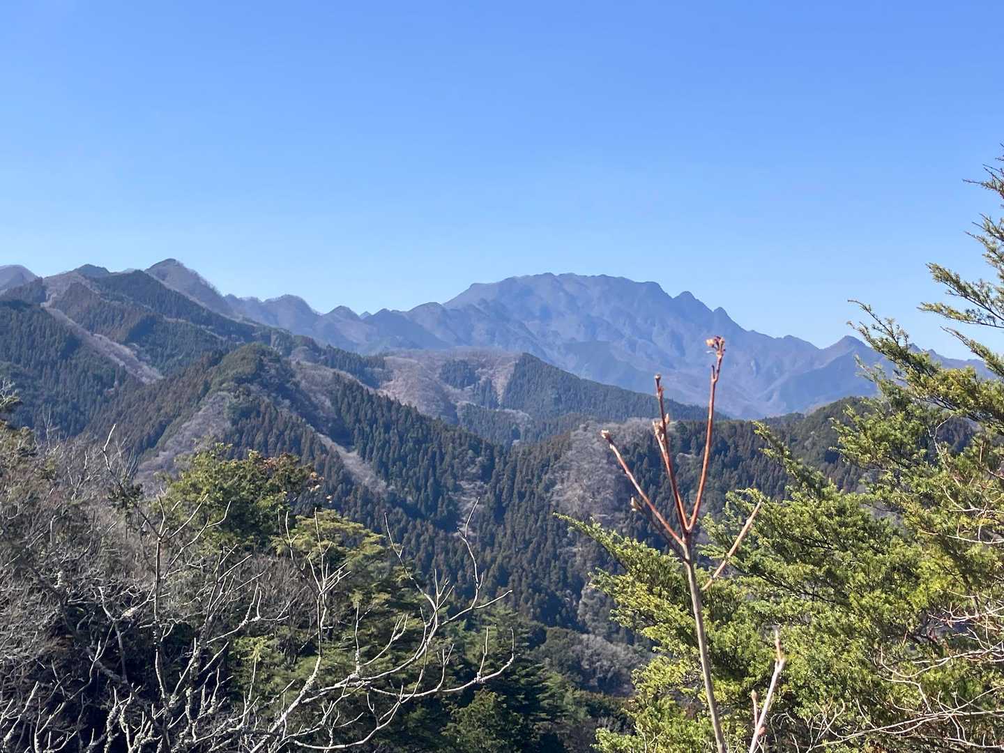 両神山方面のみ、見晴らし良好👀