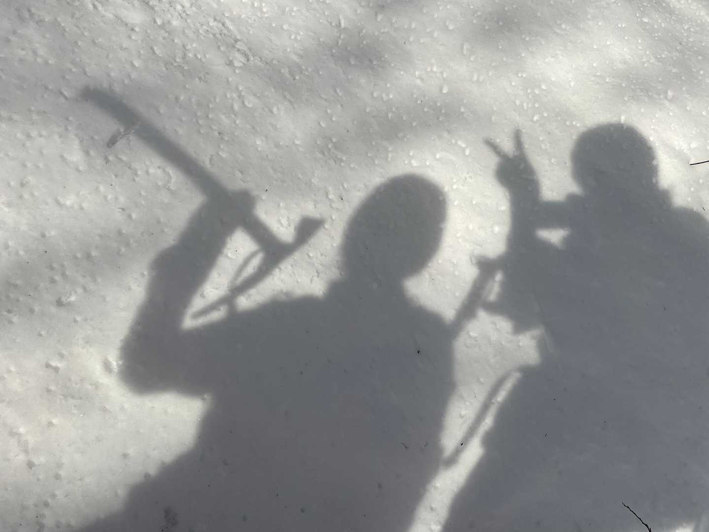⛏✌️