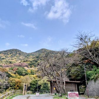 小森江貯水池🅿️より
奥に見えるのが向かう風師山