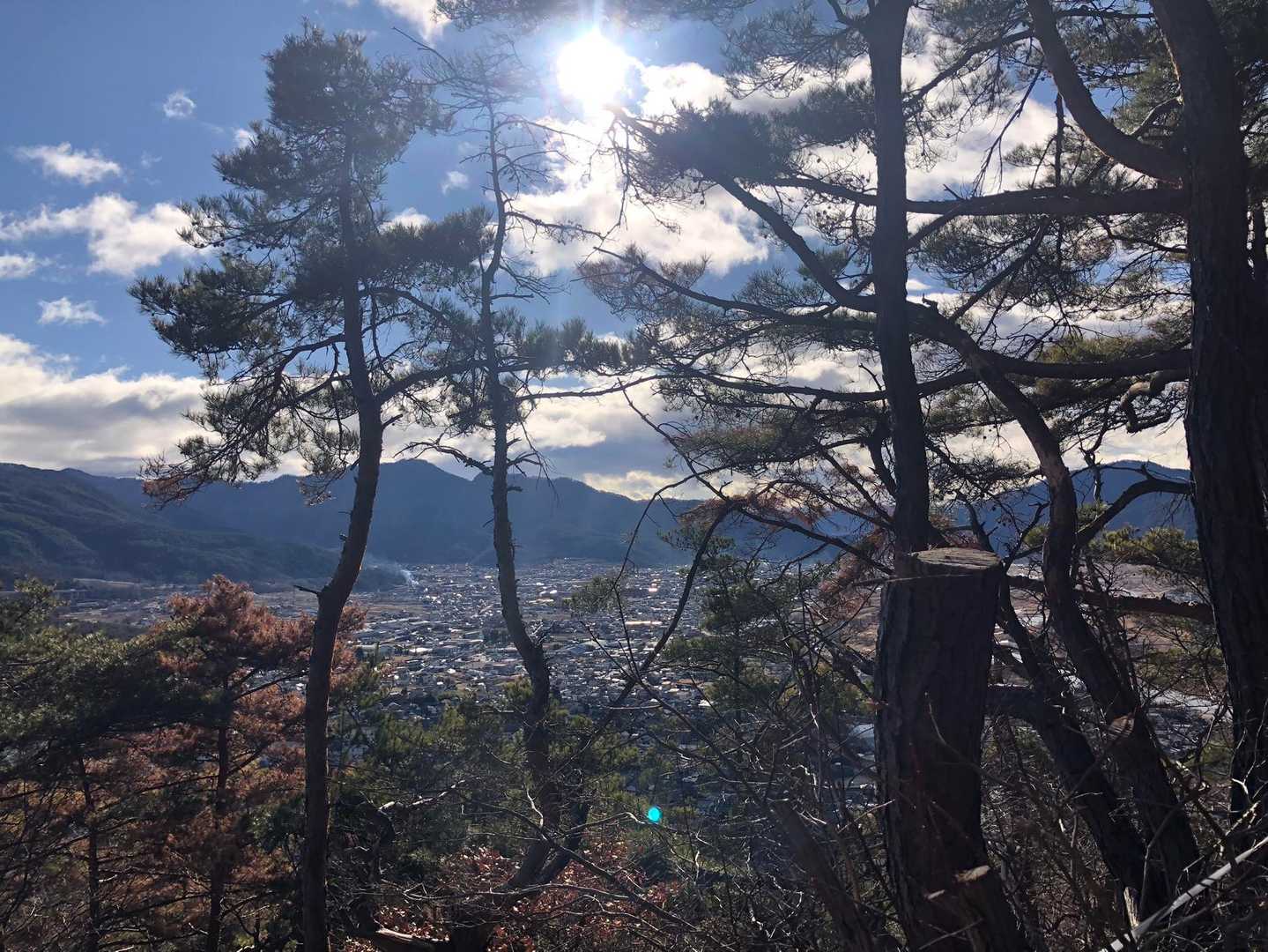 少し登っただけで、坂城町が一望出来ます。