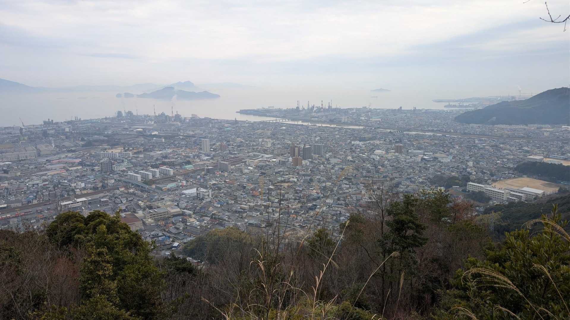 眺望手前には展望ポイントあり。