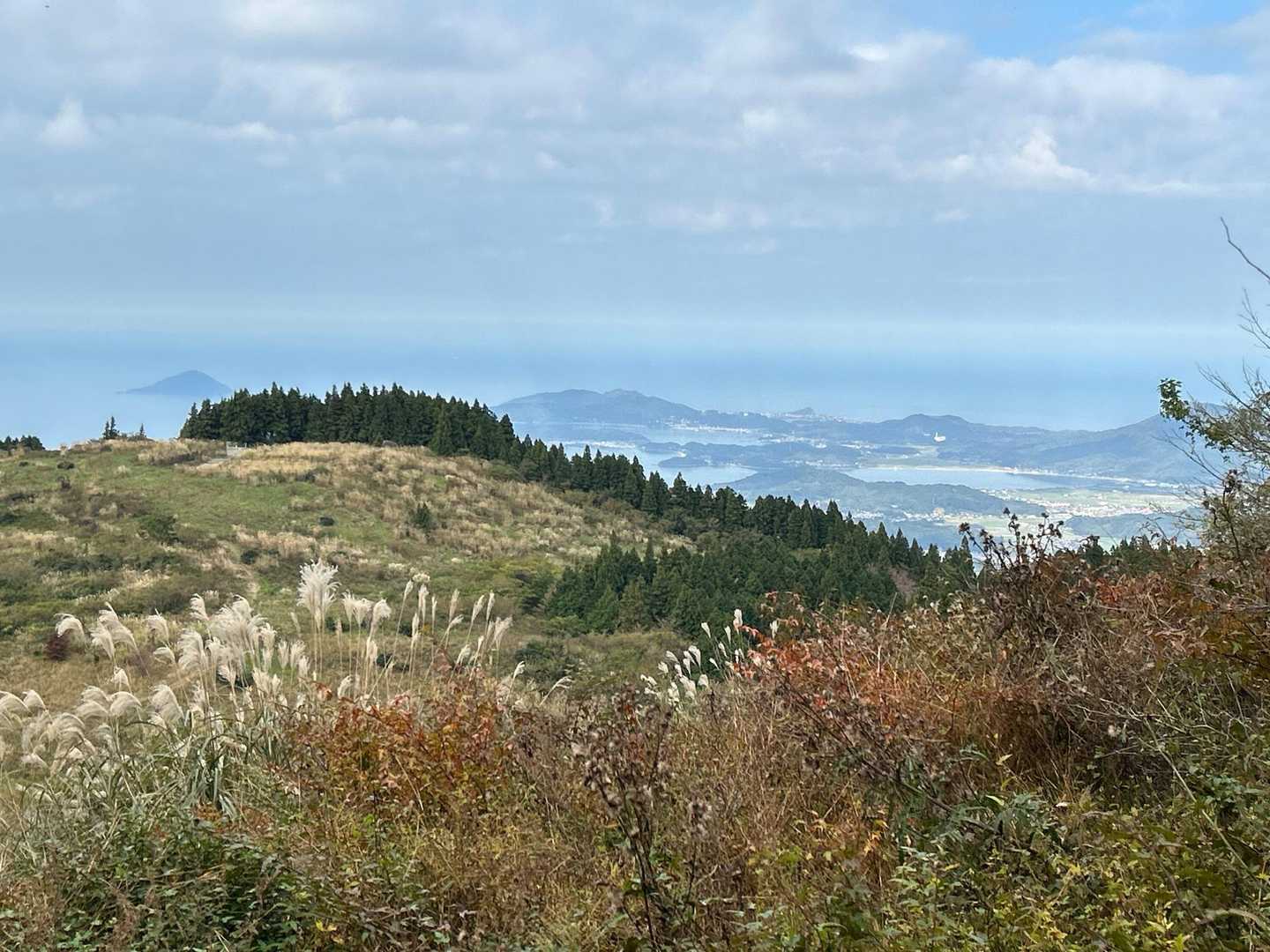 雷山周回 | 豊かな自然と神秘的な伝説、下山後は美しい寺院も楽しめるの写真