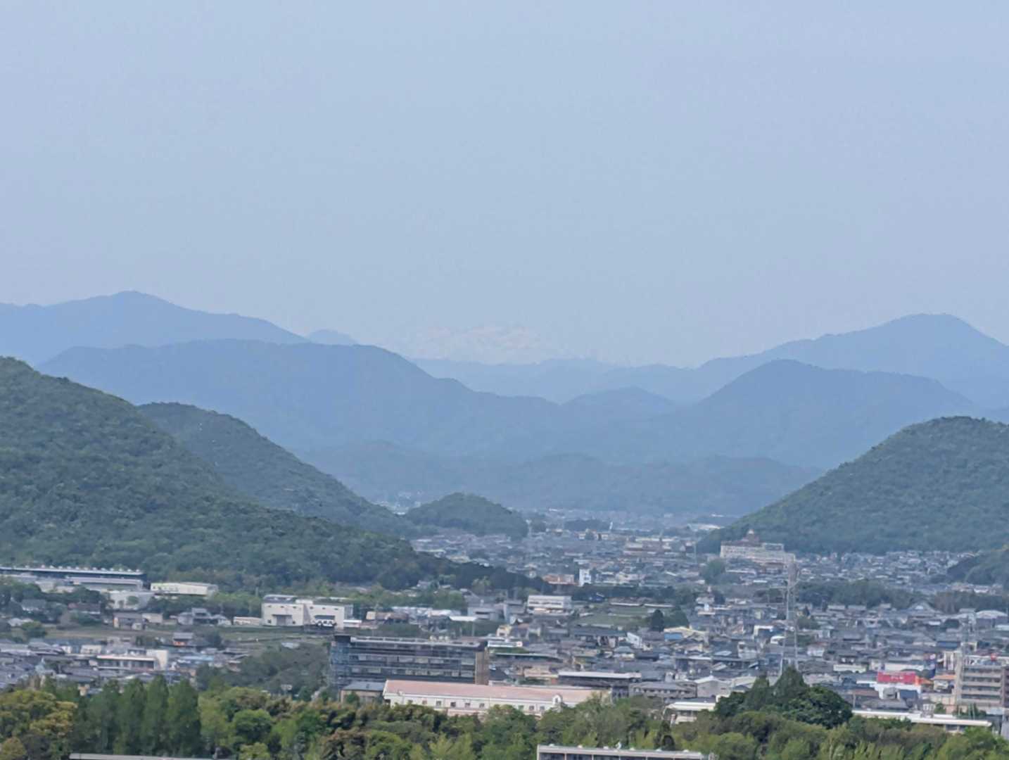 薄っすら白山