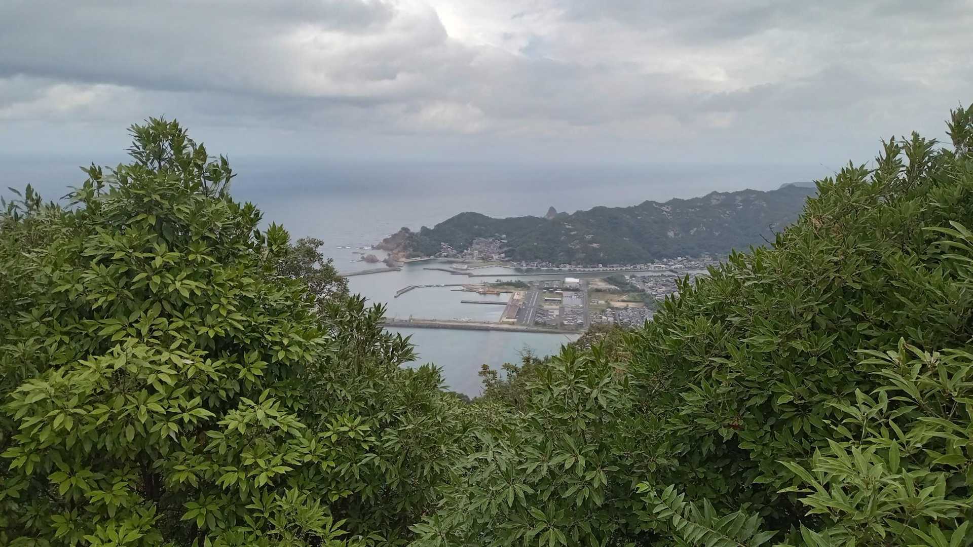 中国自然歩道入口-駟馳山 往復コースの写真