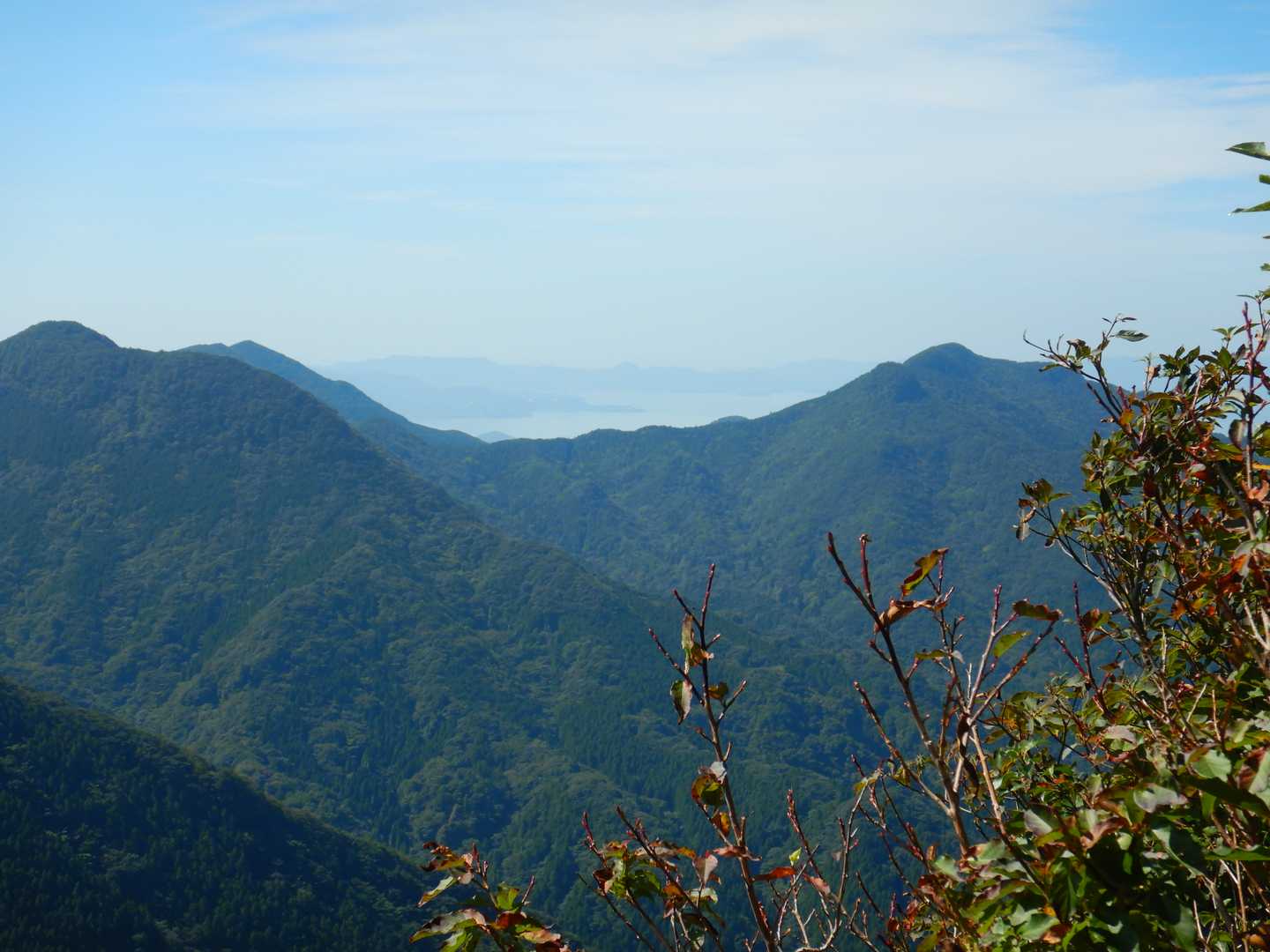 南西方向に大村湾