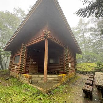 鷹ノ巣避難小屋