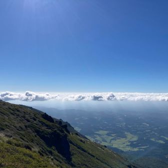 久住山山頂から⛰️雲の上にいます✨