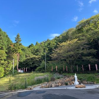観音様のある広場。駐車場はすぐそこです。
安全登山ありがとうございました🙏