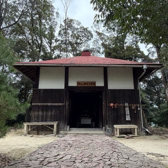 興聖寺の奥の院　朝日観音堂