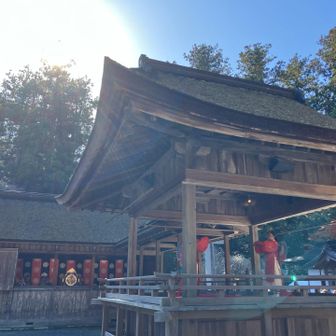 舞殿にて舞楽、雅楽の奉納がありました