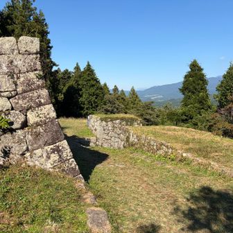 青空の下の本丸〜長局跡