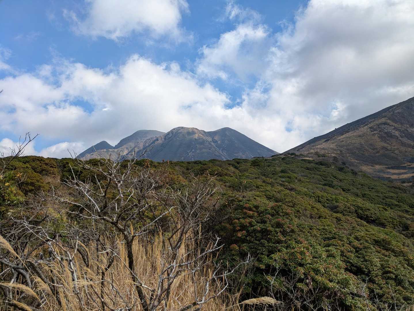 天候も良く絶好の登山日和だ〜🤭