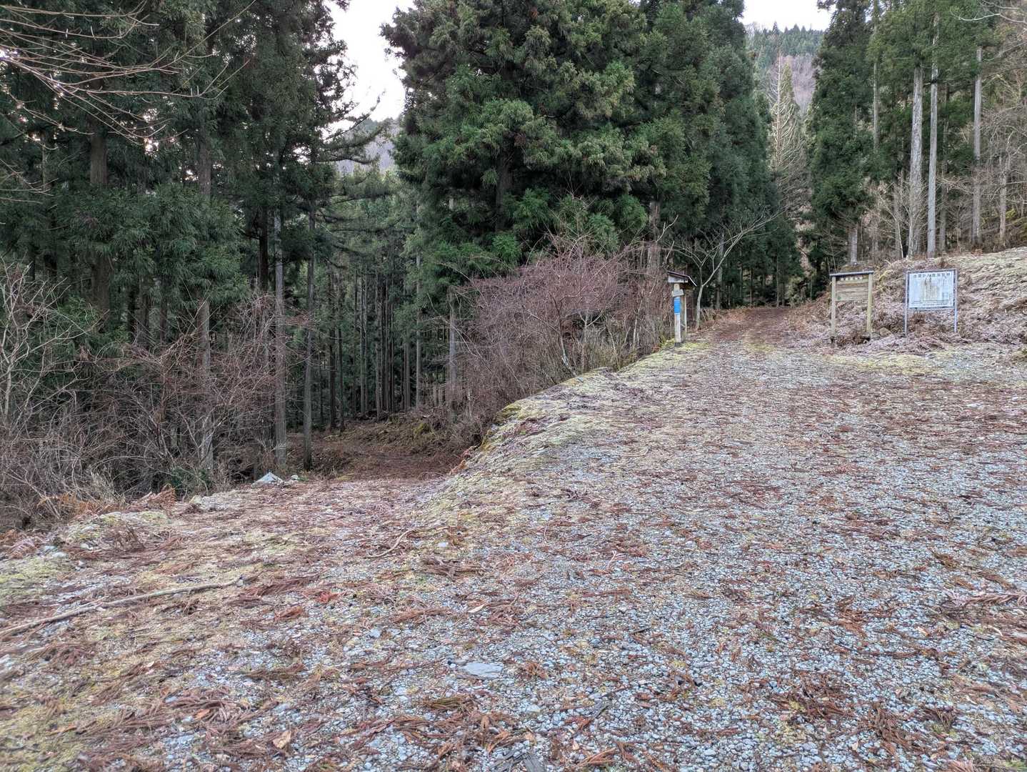 左側は双門滝コース…🤔又行く事は有るのか⁉️