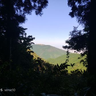 金剛山から見える葛城山
さっきまであそこにいたんだったなぁ〜🌾（しみじみ）
