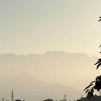 アップ
立山連峰