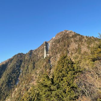 5合目から山頂方向　せっかく展望所なので