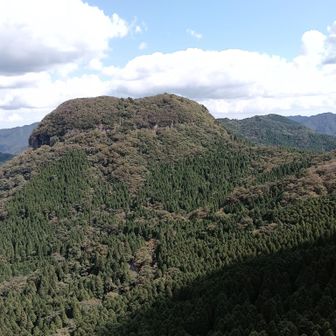 鷹の巣山