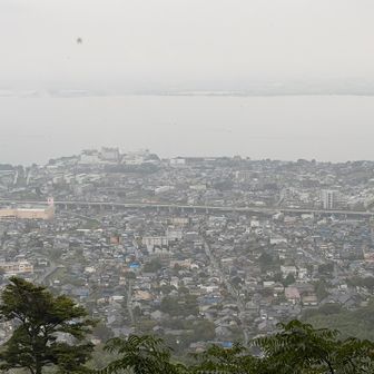 都会