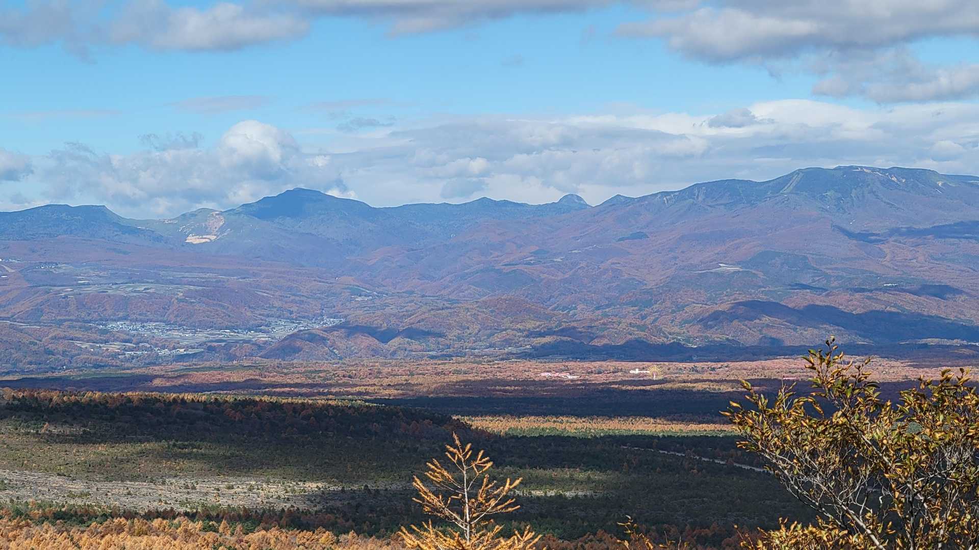 小浅間山往復 | 世界有数の雄大な活火山を間近に。手軽に登れる浅間山の側火山の写真