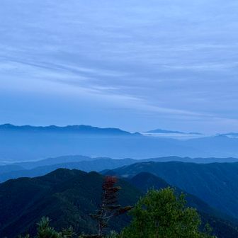 中央アルプスと奥に乗鞍岳⛰️