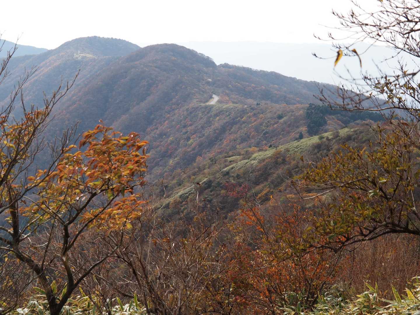 三国山…