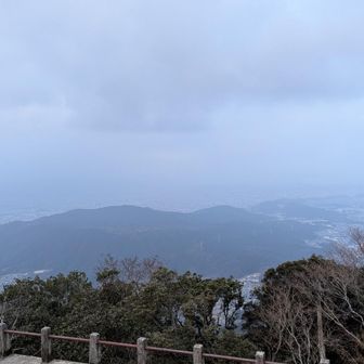 さ、仕事なので
急いで帰ろう。
帰りはどなたかにこのザーサイを配りたい😅