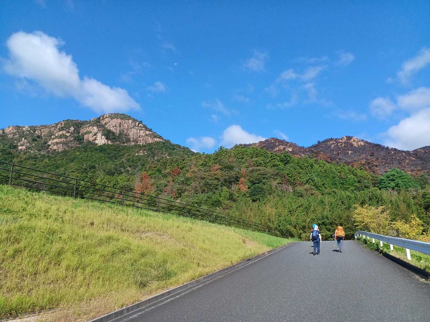 今日は気持ちｲｲ、晴天です