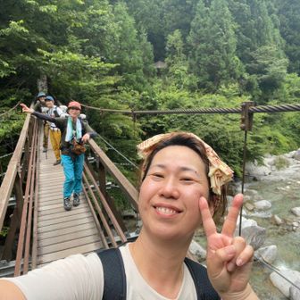 川に飛び込みたい