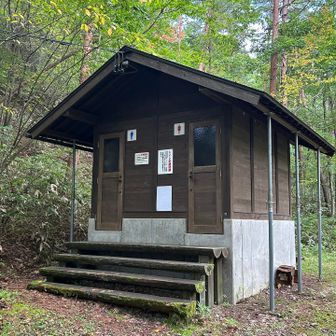ため池の公衆トイレも来月から冬期間閉鎖に😢