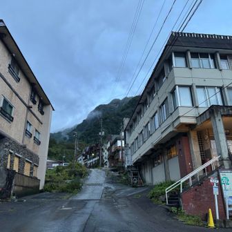 燕温泉の温泉街。いい雰囲気です