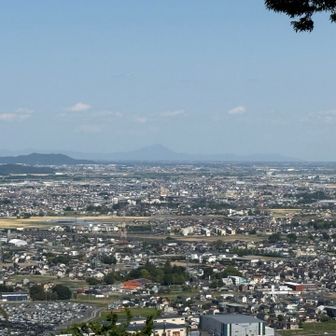 薄っすら筑波山