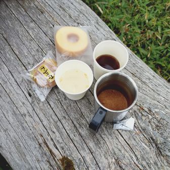 倒木でコーヒータイム！