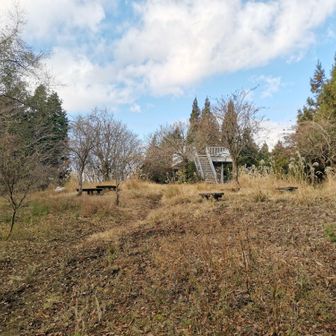 塔の台の取ってつけたような展望台