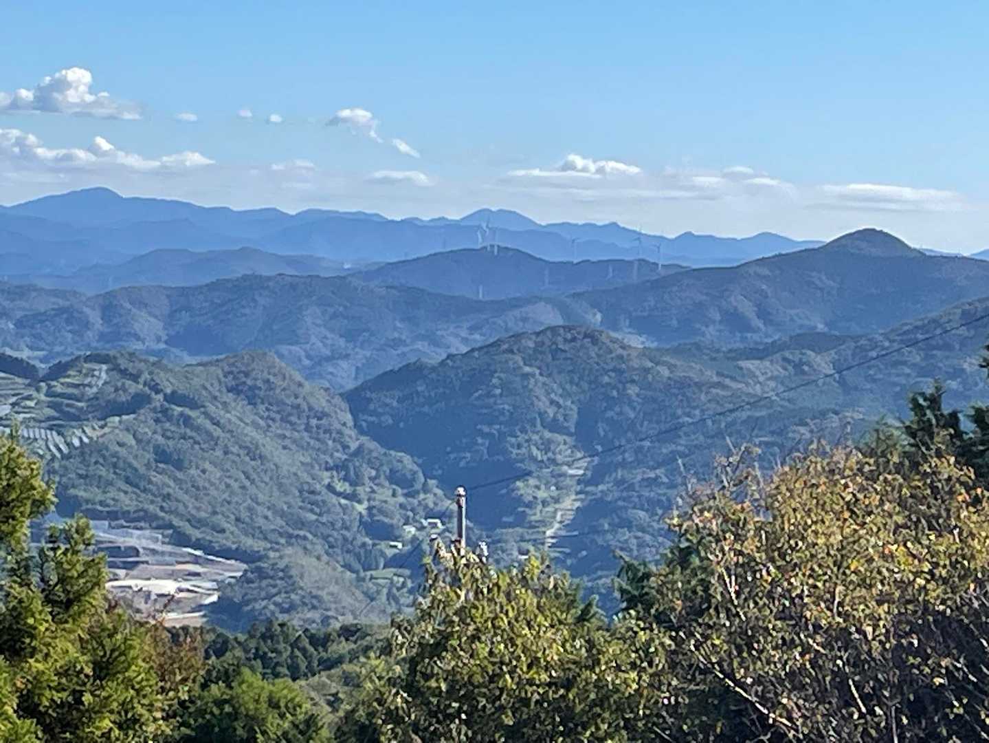 富士山は雲の向こう