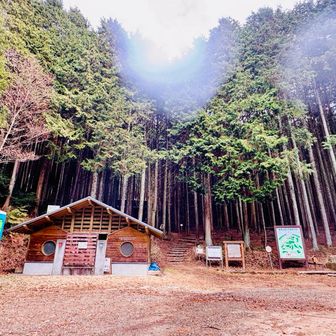 駐車場マークはないけど
来ようと思えばここまでくるまで来れるっぽい🚗